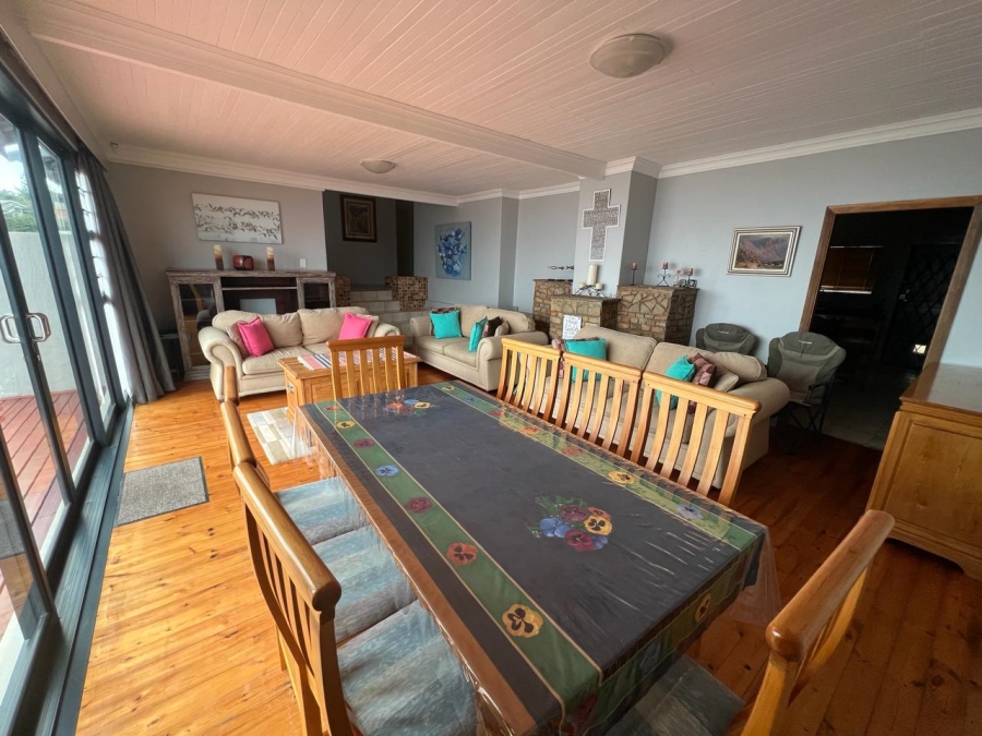 5 Bedroom Property for Sale in De Bakke Western Cape